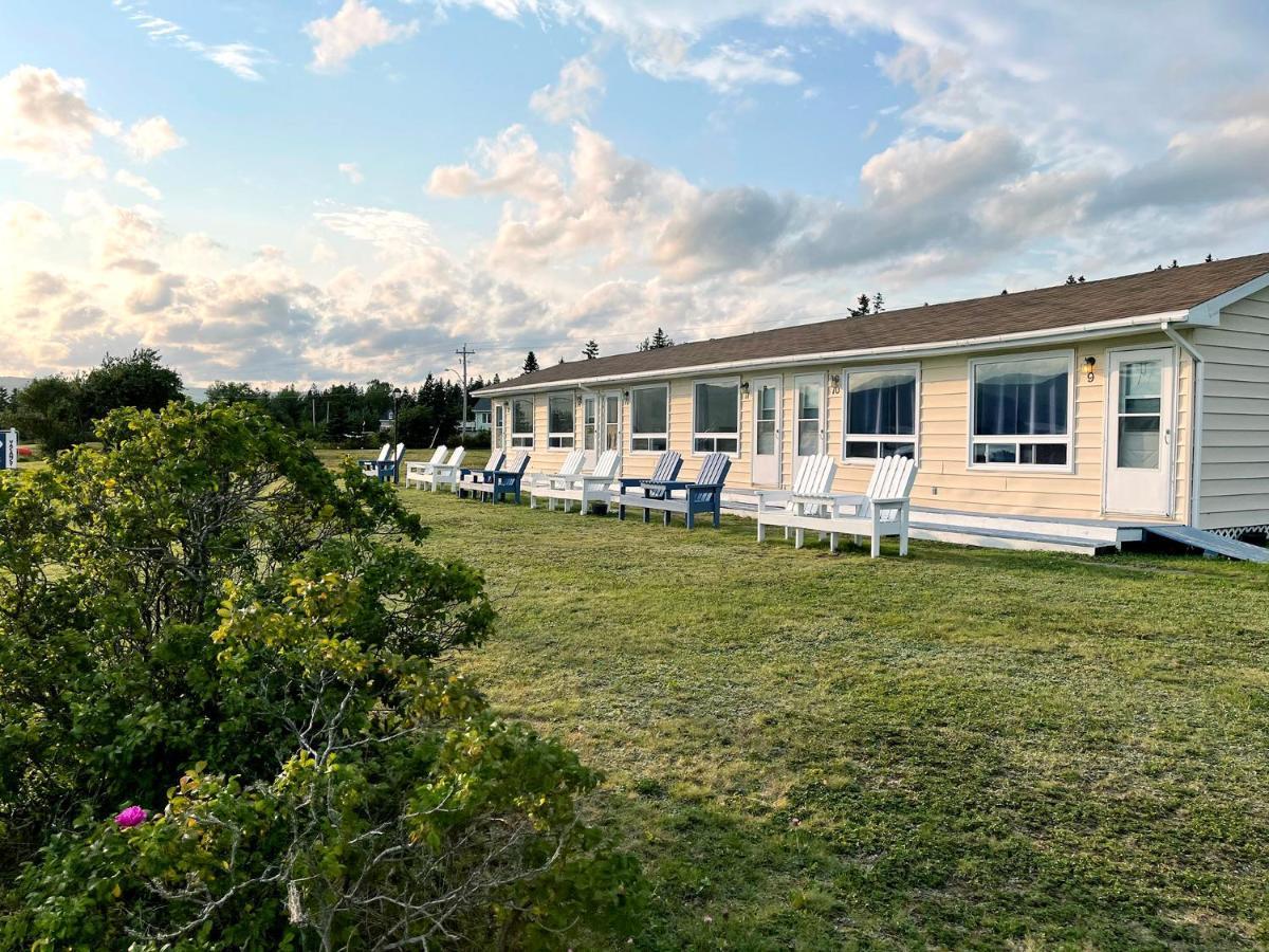Sea Breeze Motel Ingonish Exterior foto